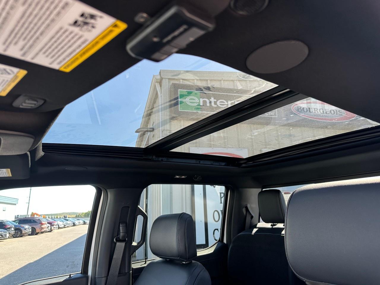 2025 Ford F-150 Lariat 4WD SuperCrew 5.5' Box Photo