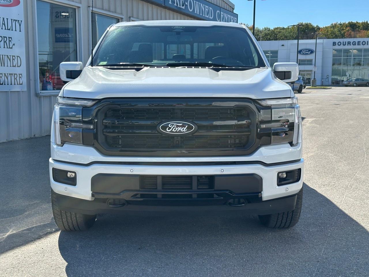 2025 Ford F-150 Lariat 4WD SuperCrew 5.5' Box Photo2