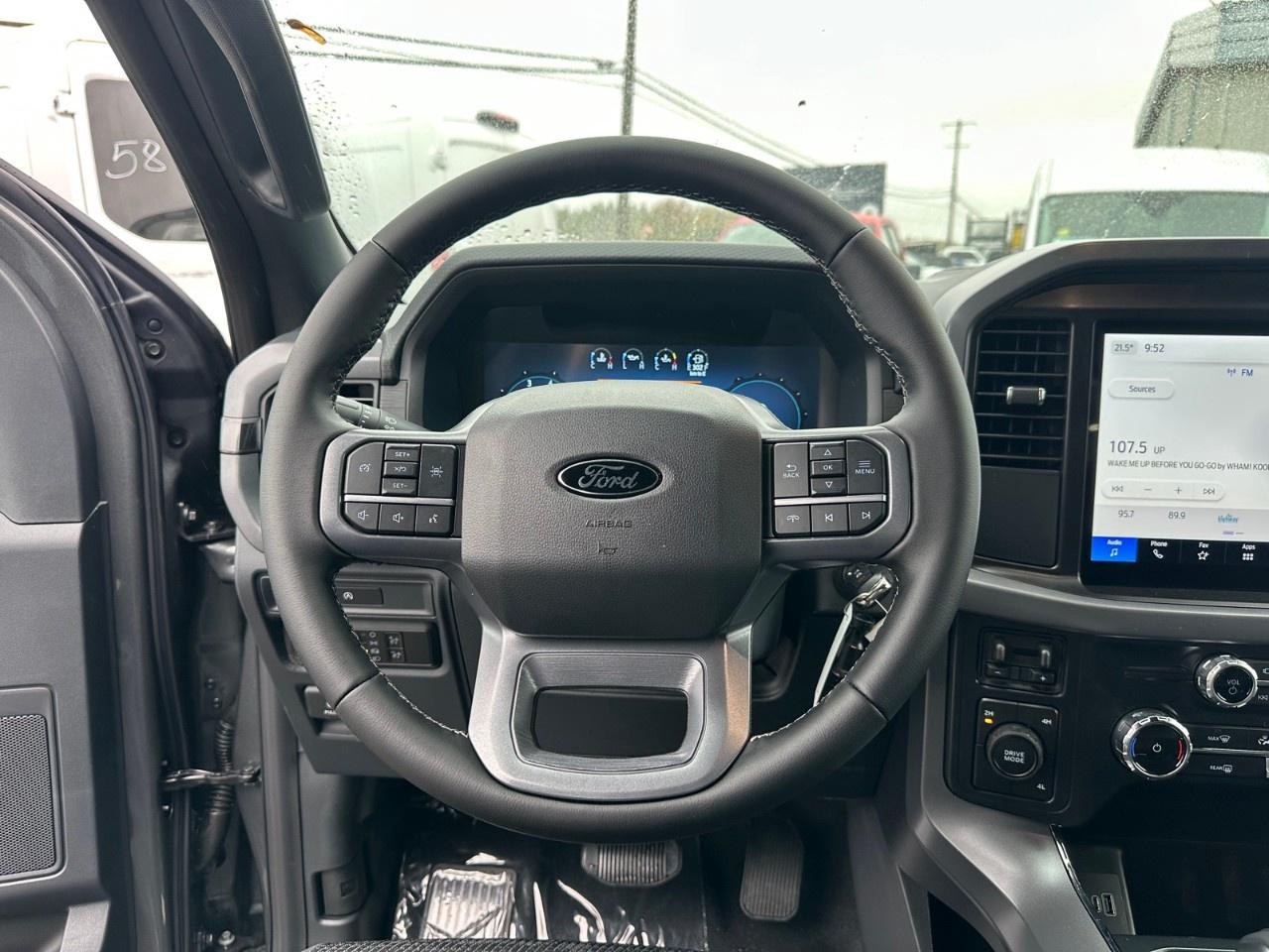 2025 Ford F-150 XLT 4WD SuperCrew 5.5' Box Photo