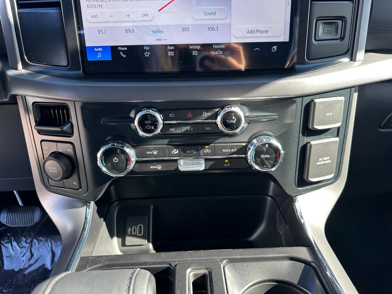 2025 Ford F-150 XLT 4WD SuperCrew 5.5' Box Photo