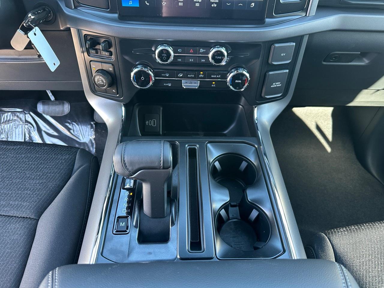 2025 Ford F-150 XLT 4WD SuperCrew 5.5' Box Photo