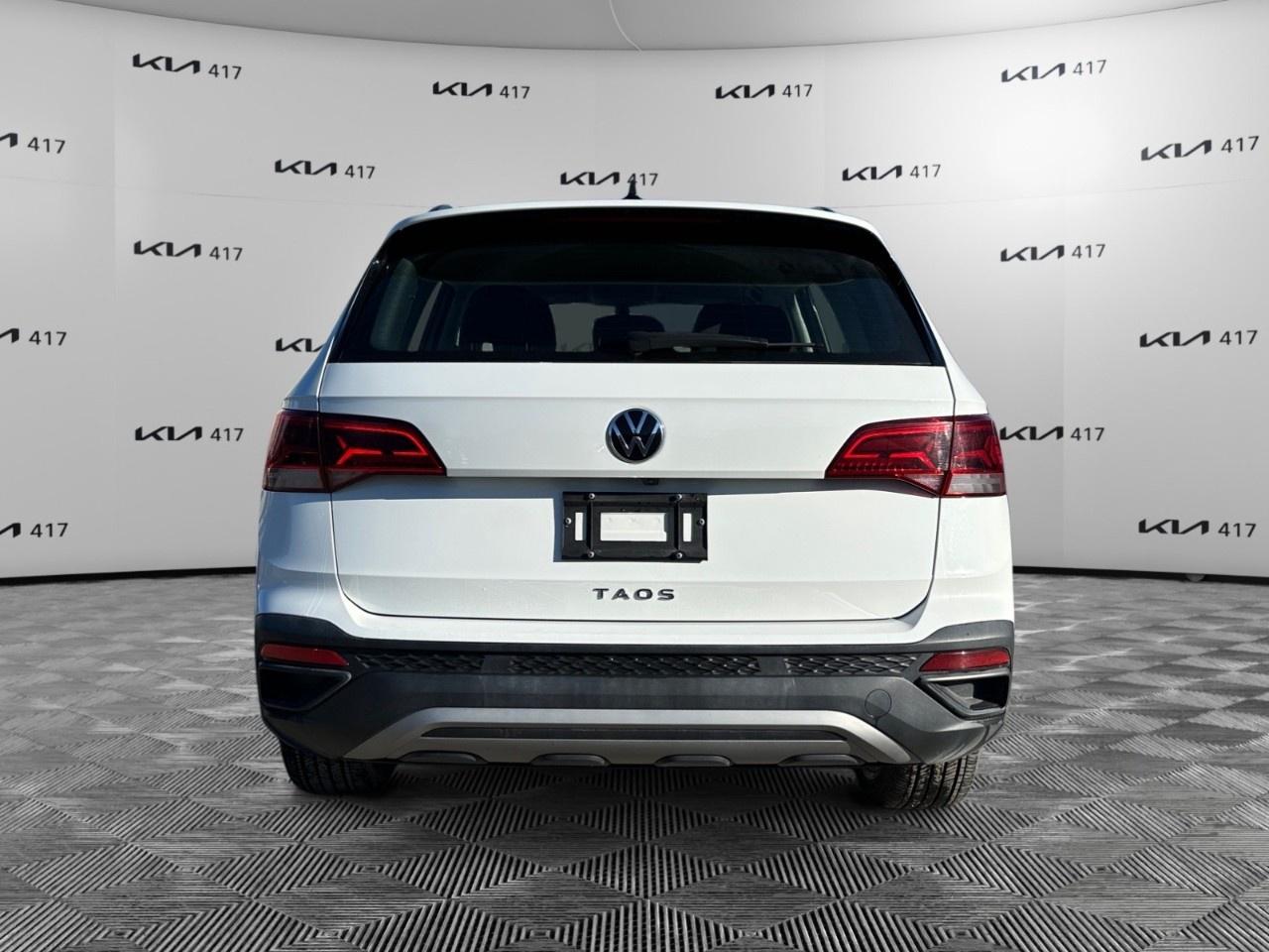 2024 Volkswagen Taos Trendline FWD Photo