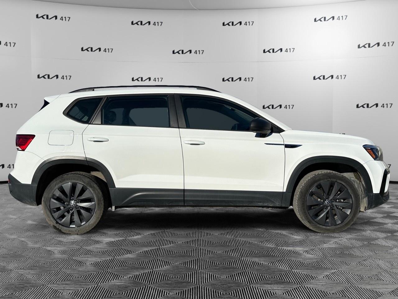 2024 Volkswagen Taos Trendline FWD Photo