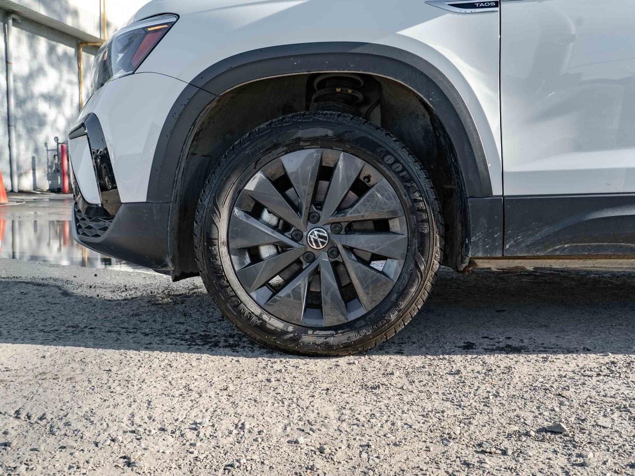 2024 Volkswagen Taos Trendline FWD Photo