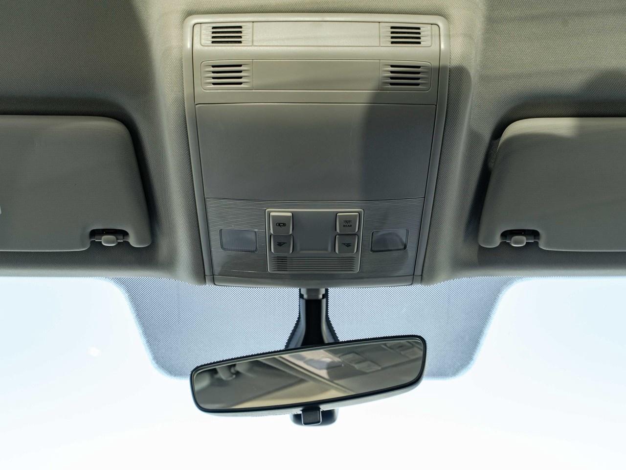 2024 Volkswagen Taos Trendline FWD Photo