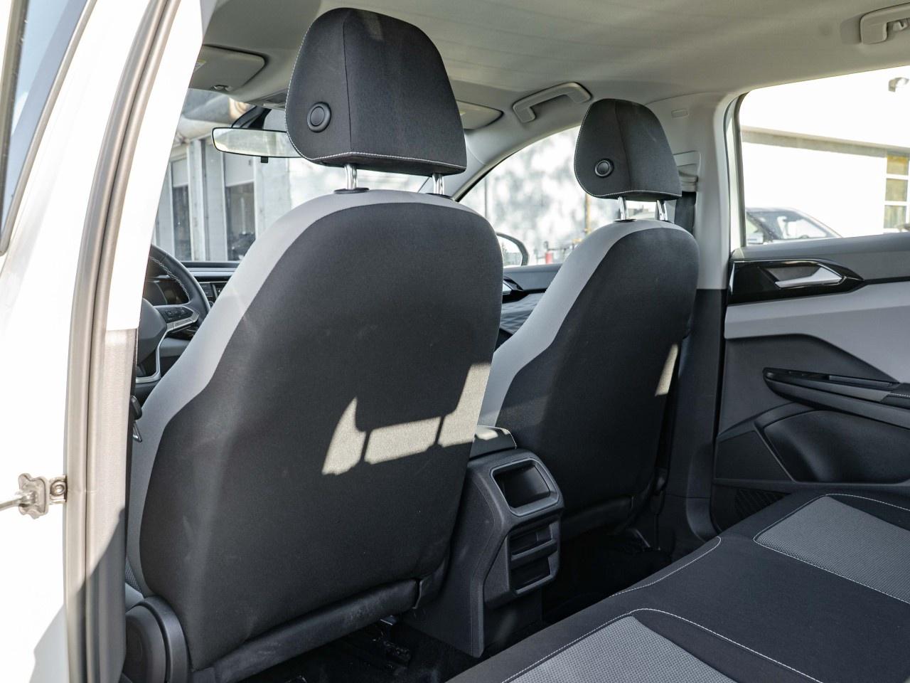 2024 Volkswagen Taos Trendline FWD Photo