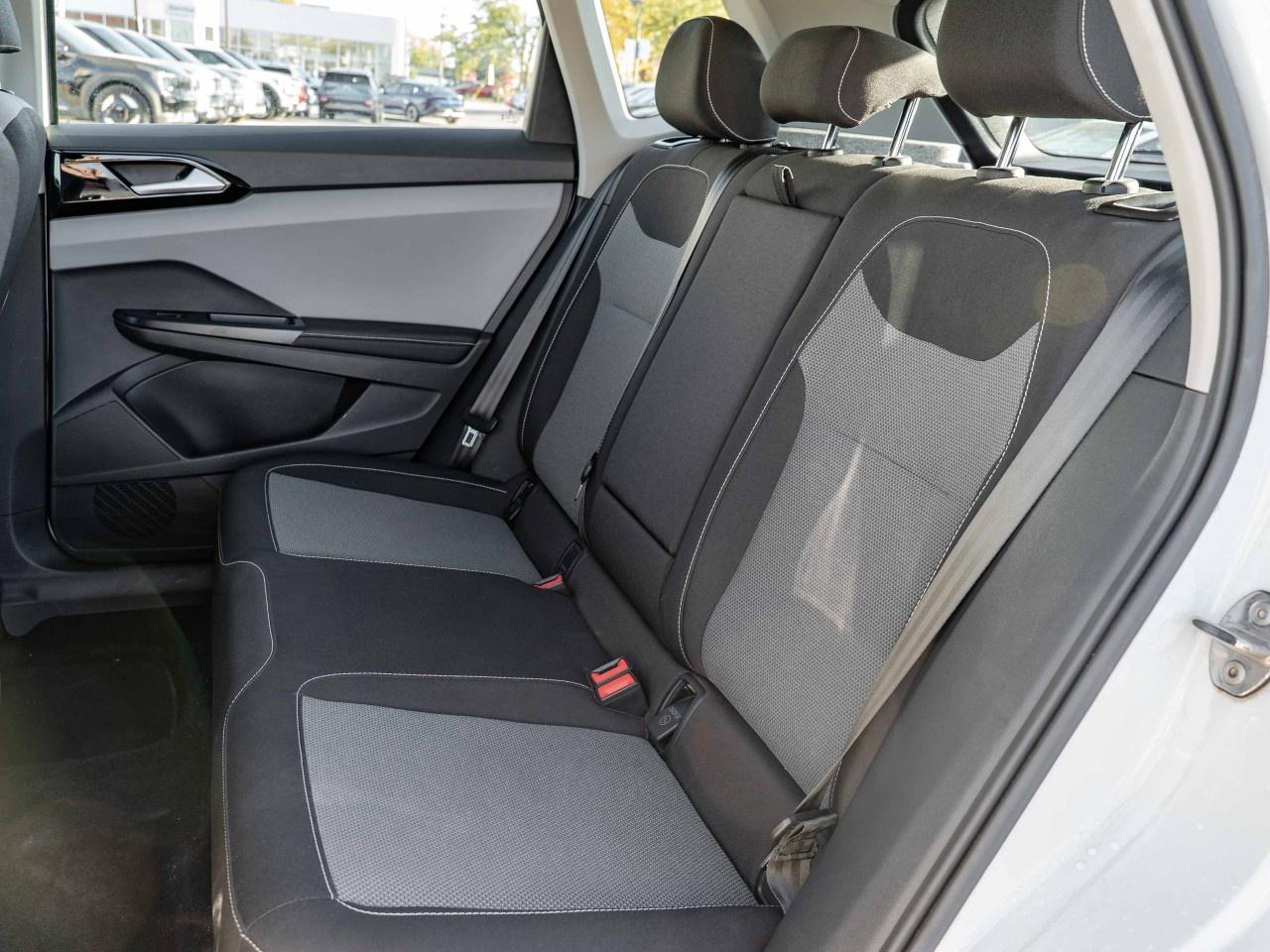 2024 Volkswagen Taos Trendline FWD Photo