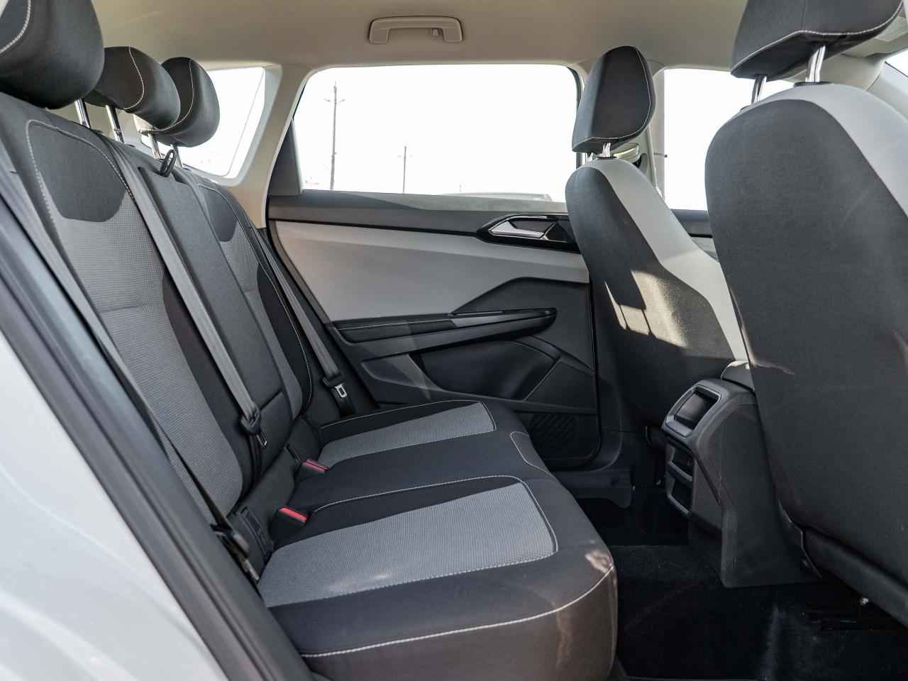 2024 Volkswagen Taos Trendline FWD Photo