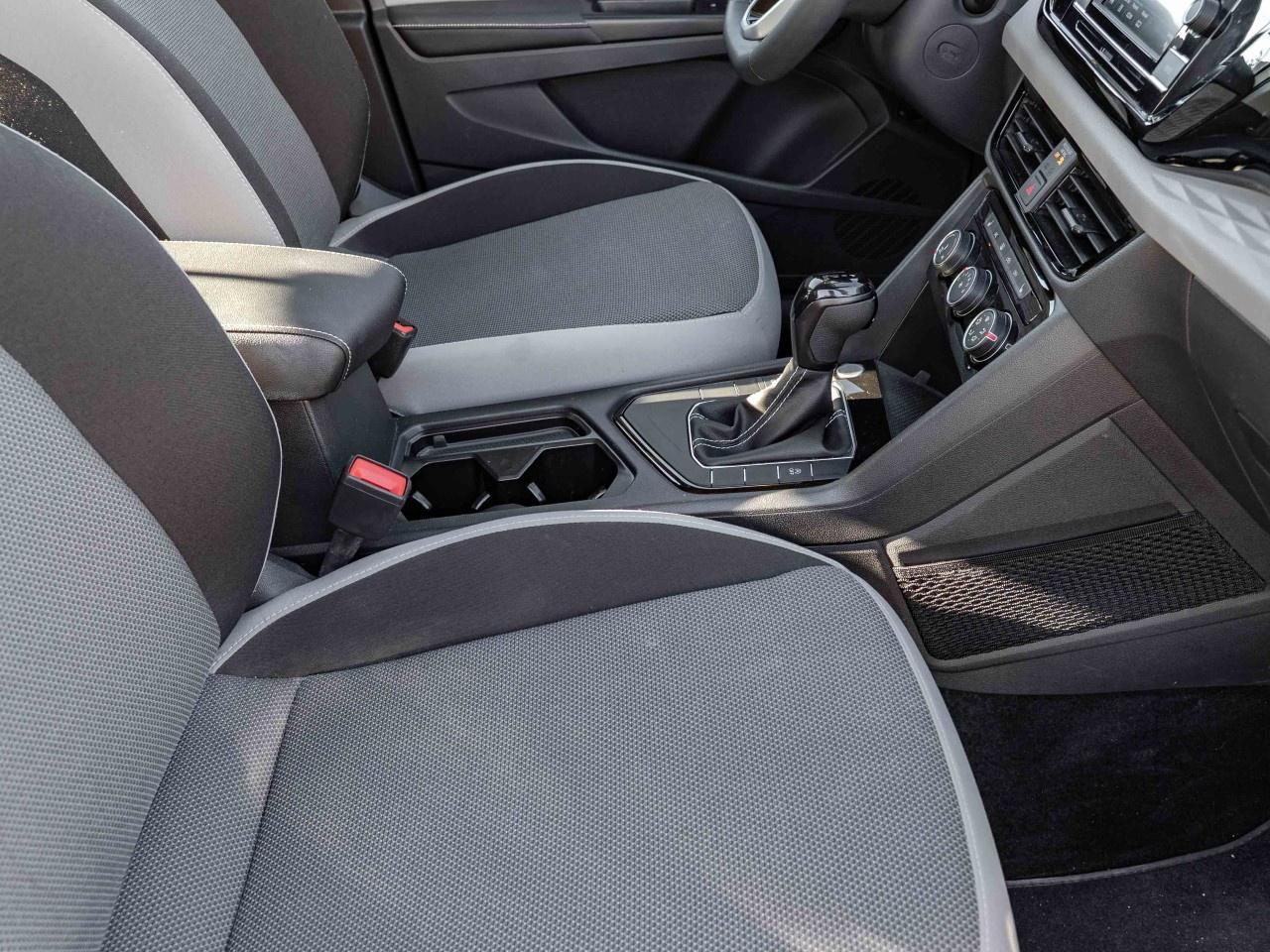 2024 Volkswagen Taos Trendline FWD Photo