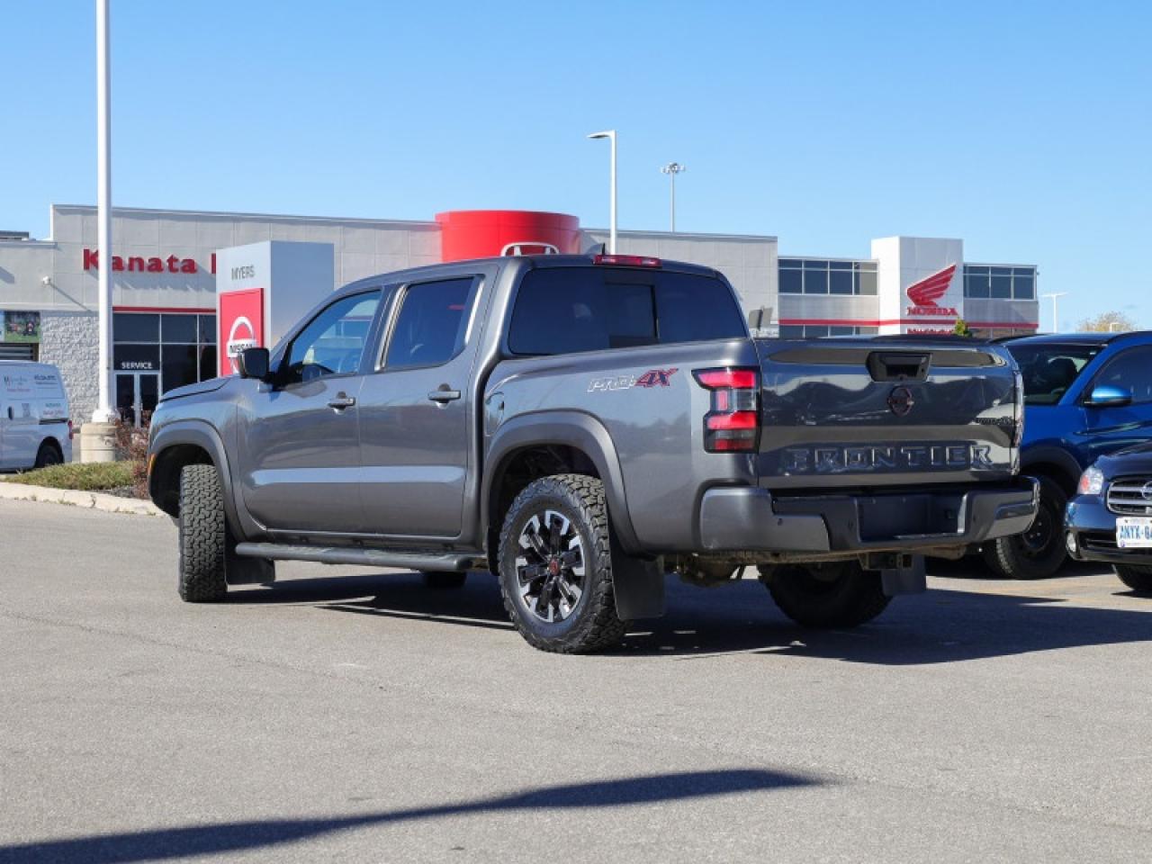 2023 Nissan Frontier Crew Cab PRO-4X  -  Navigation Photo3