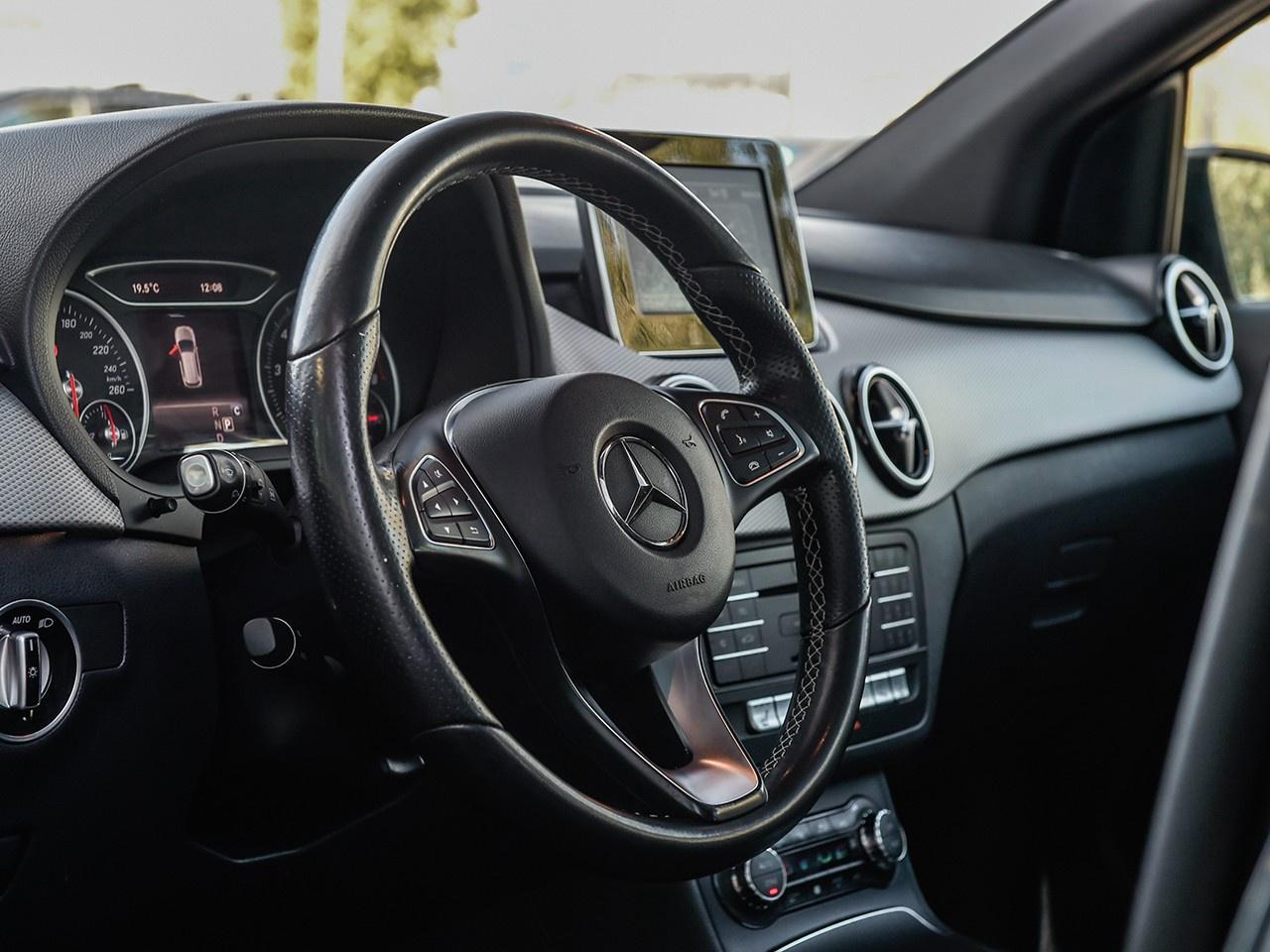 2019 Mercedes-Benz B-Class Sports Tourer Photo