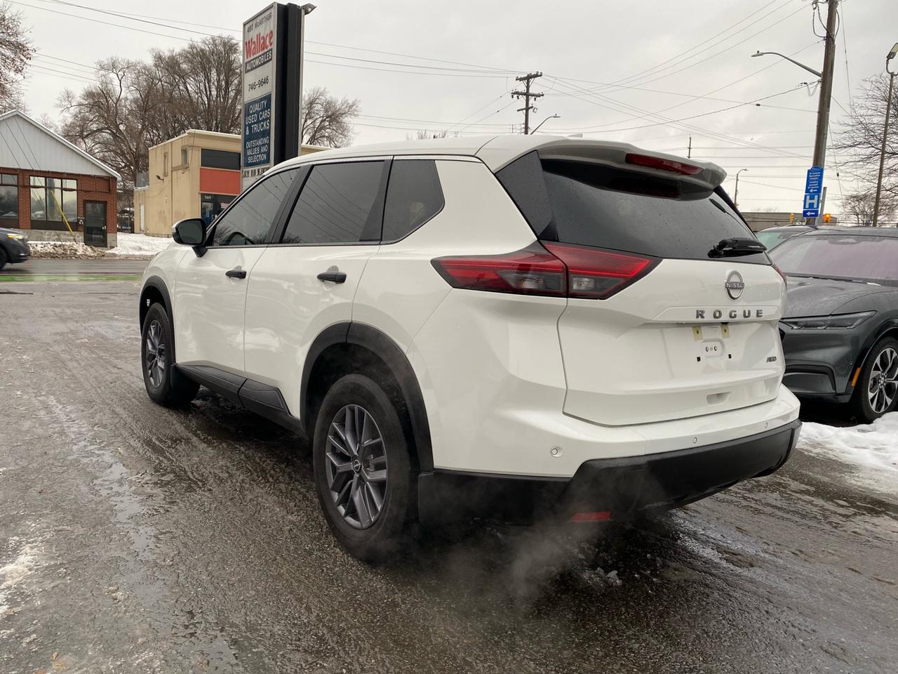 2024 Nissan Rogue AWD | Apple CarPlay | Android Auto Photo3