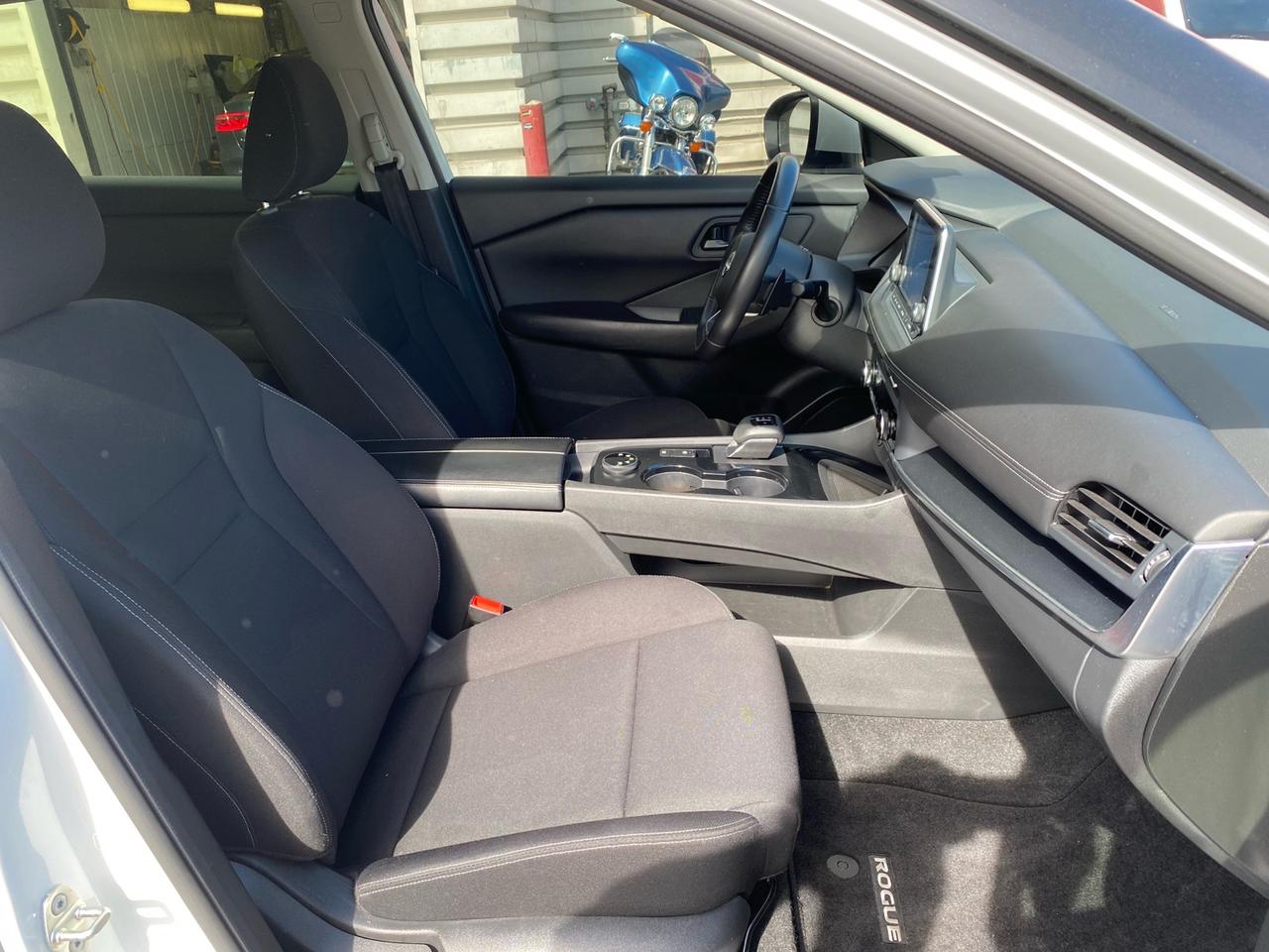 2024 Nissan Rogue AWD | Apple CarPlay | Heated Seats | Shop and Compare! Photo