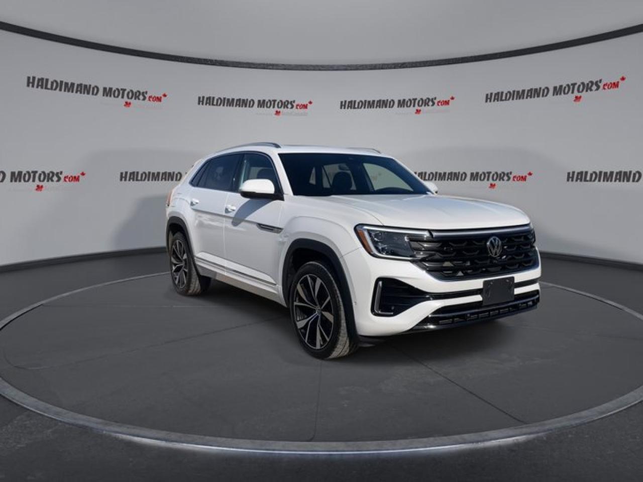 2024 Volkswagen Atlas Cross Sport Execline 4Motion | Panoramic Roof | Leather Seats Photo