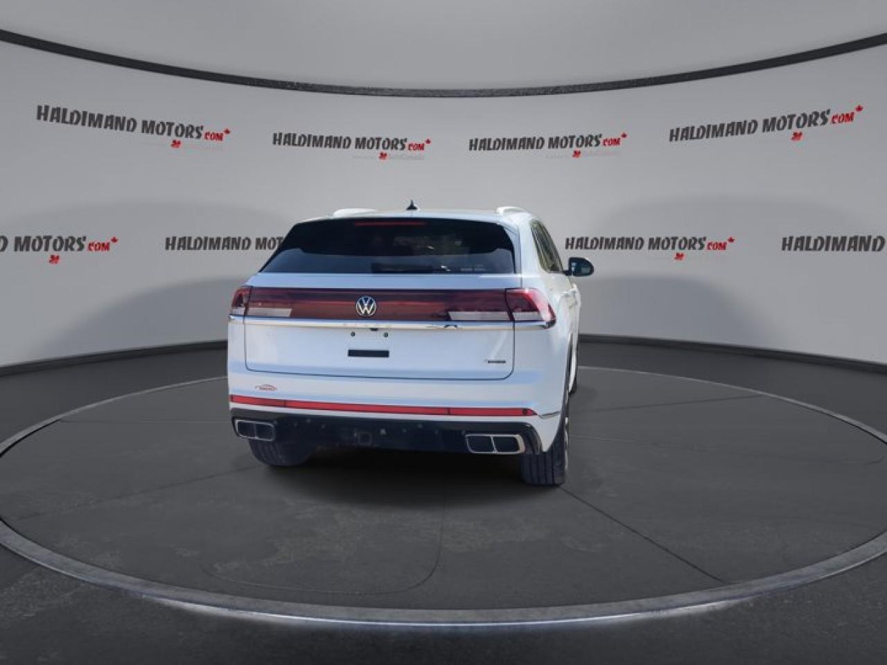 2024 Volkswagen Atlas Cross Sport Execline 4Motion | Panoramic Roof | Leather Seats Photo