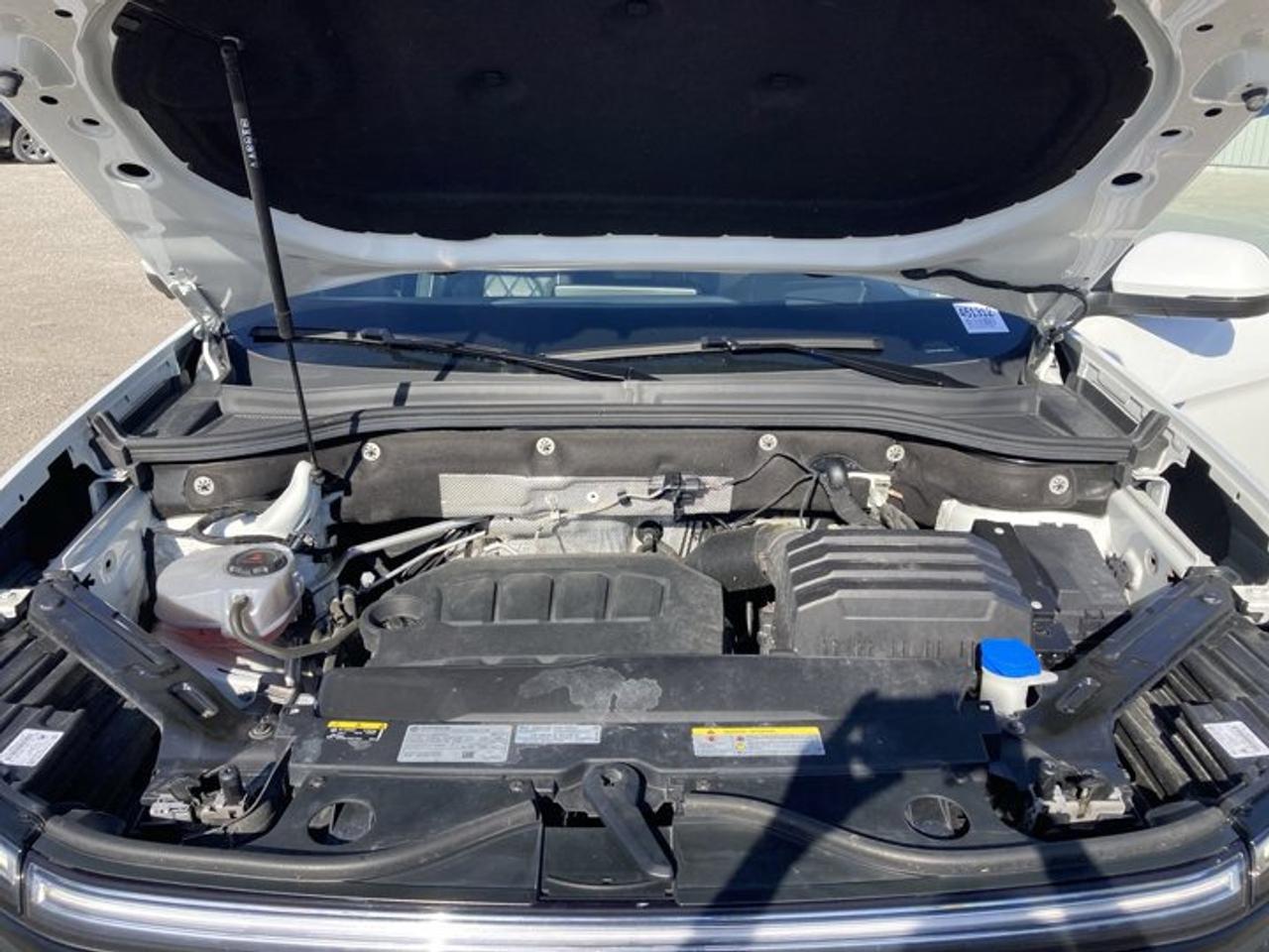 2024 Volkswagen Atlas Cross Sport Execline 4MOTION | Panoramic Roof | Leather Seats | No accidents Photo