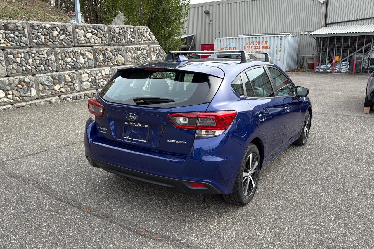 2022 Subaru Impreza Touring Photo