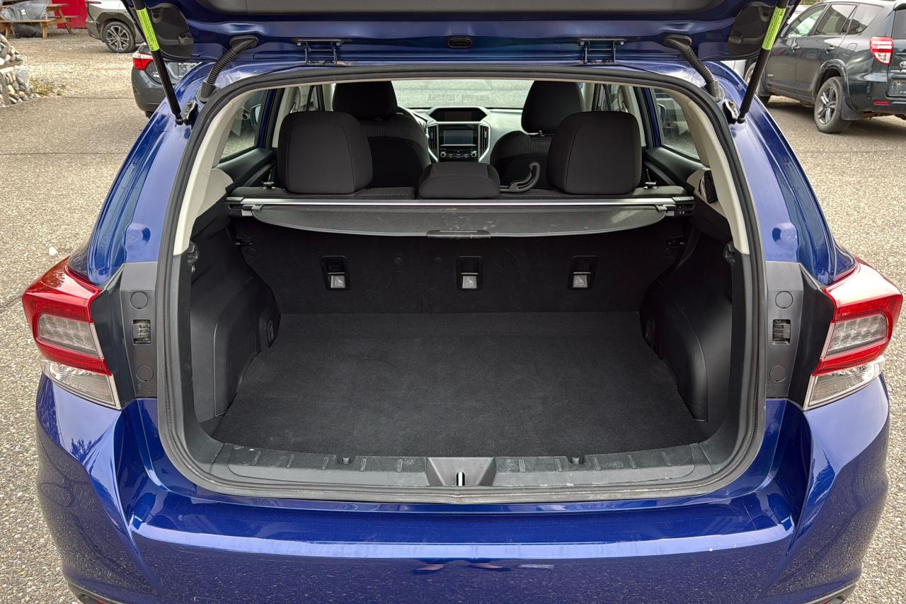 2022 Subaru Impreza Touring Photo