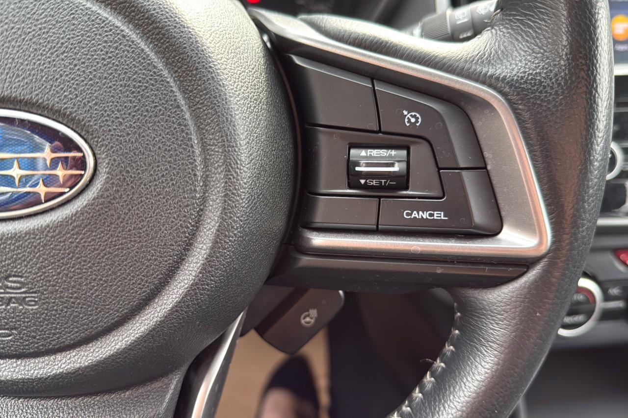 2022 Subaru Impreza Touring Photo