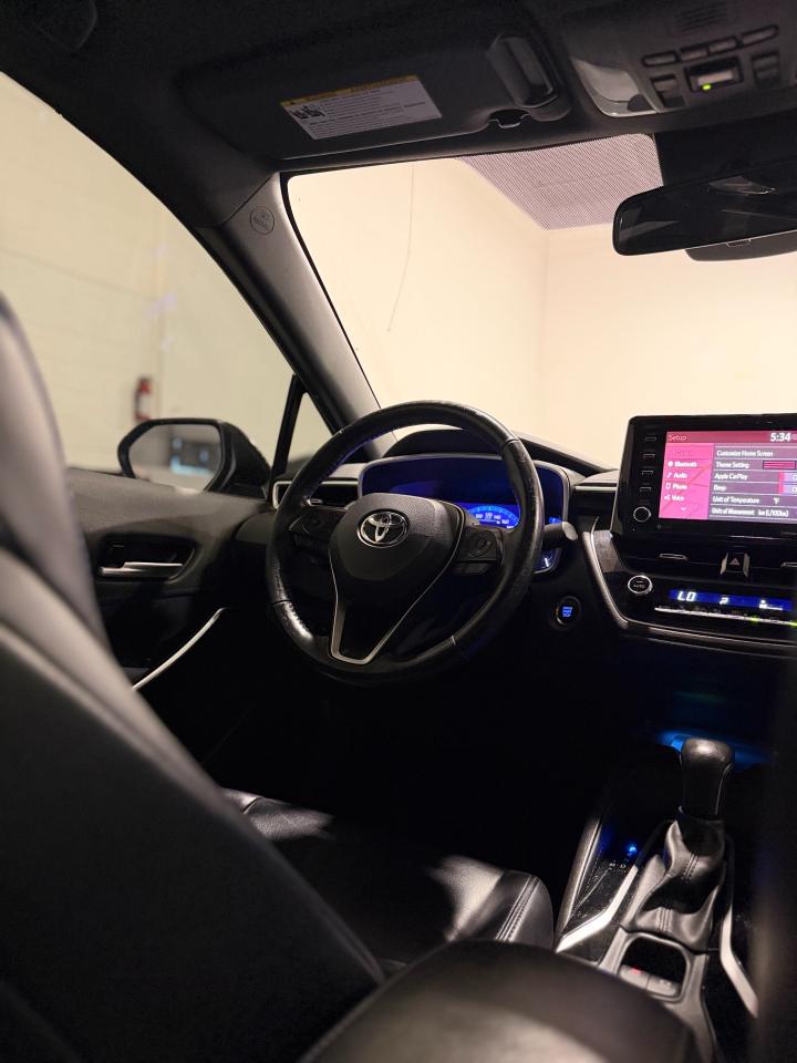 2020 Toyota Corolla SE - Photo #18