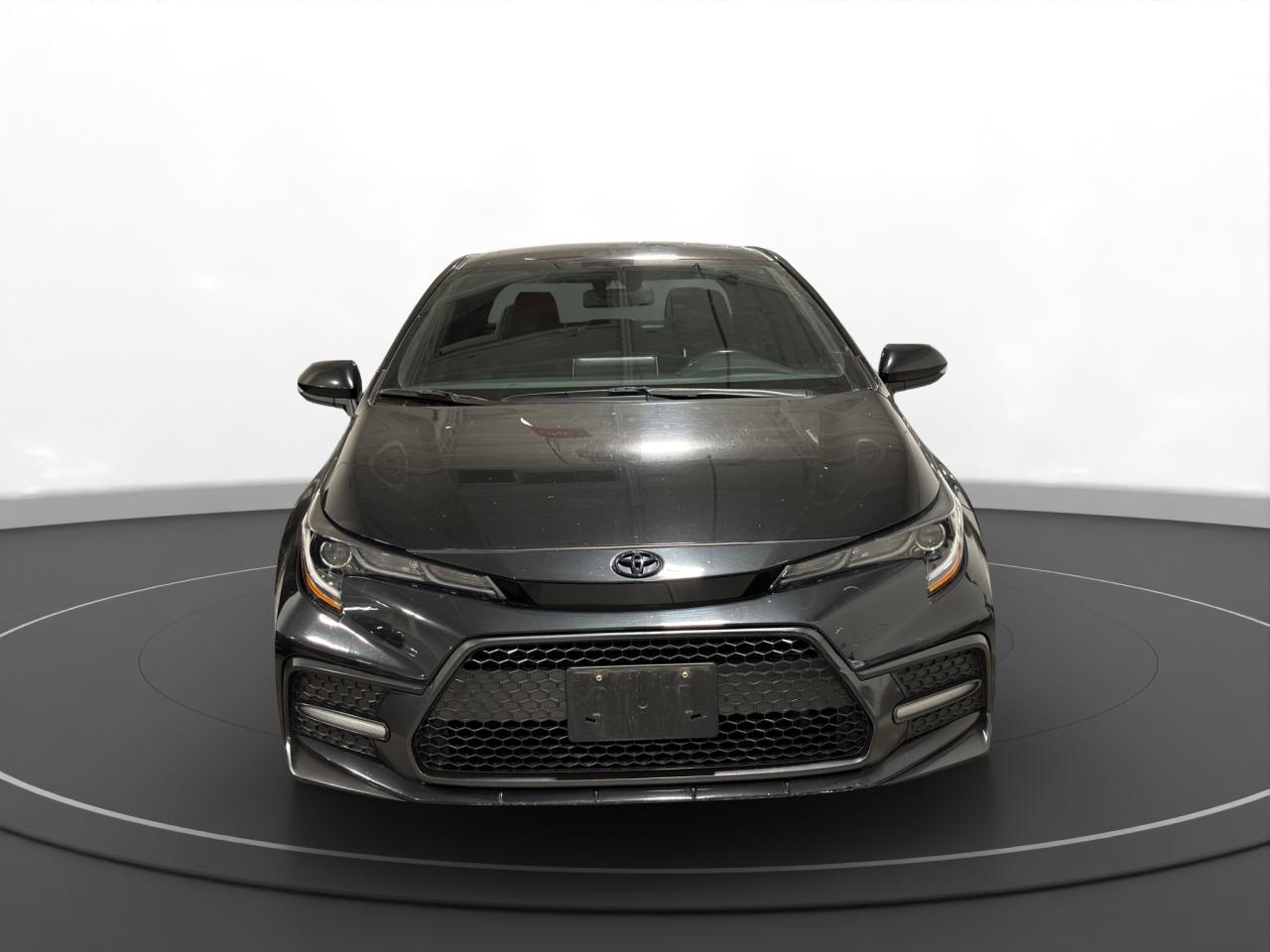 2020 Toyota Corolla SE - Photo #2