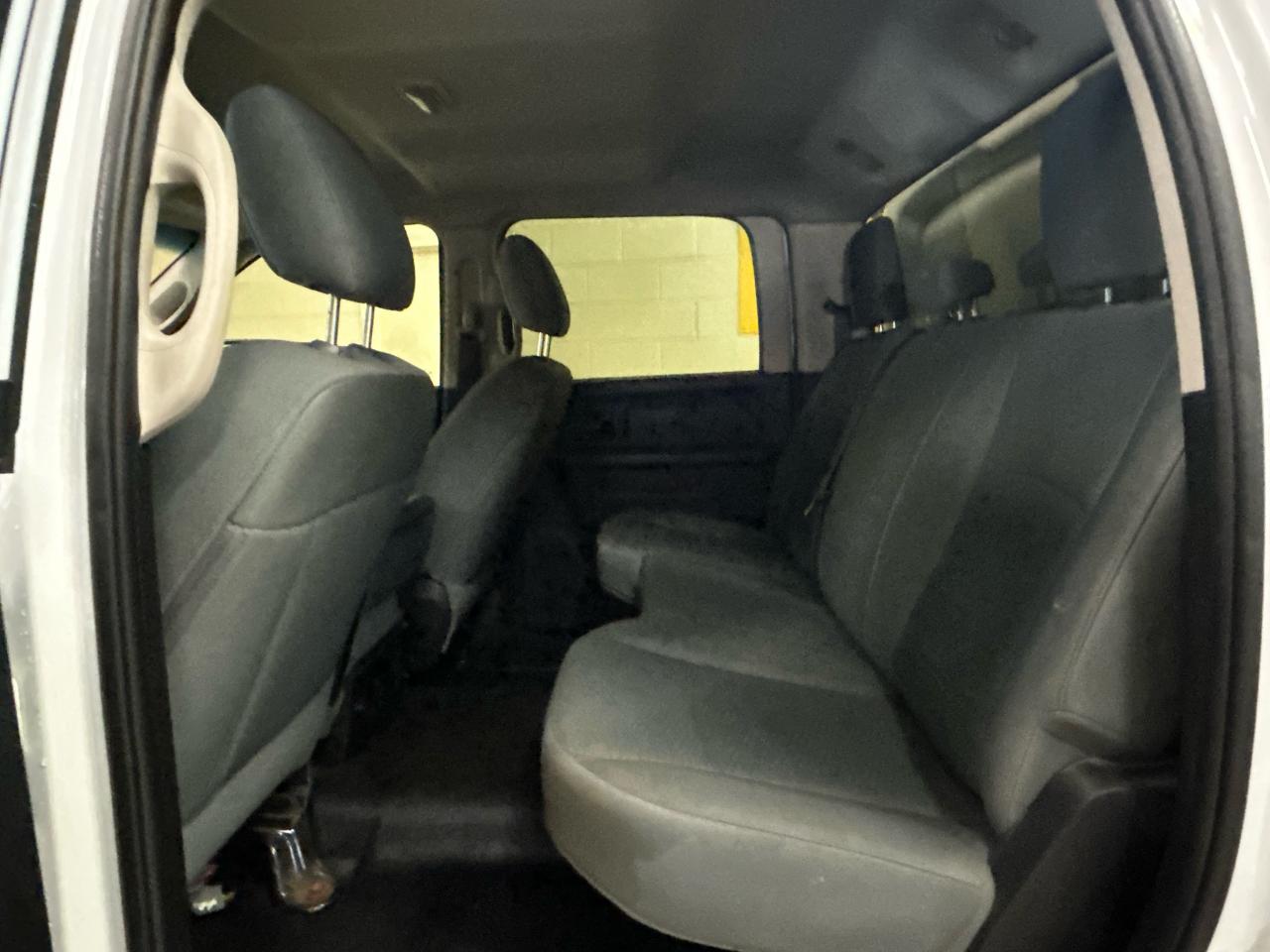 2016 RAM 2500 ST - Photo #14