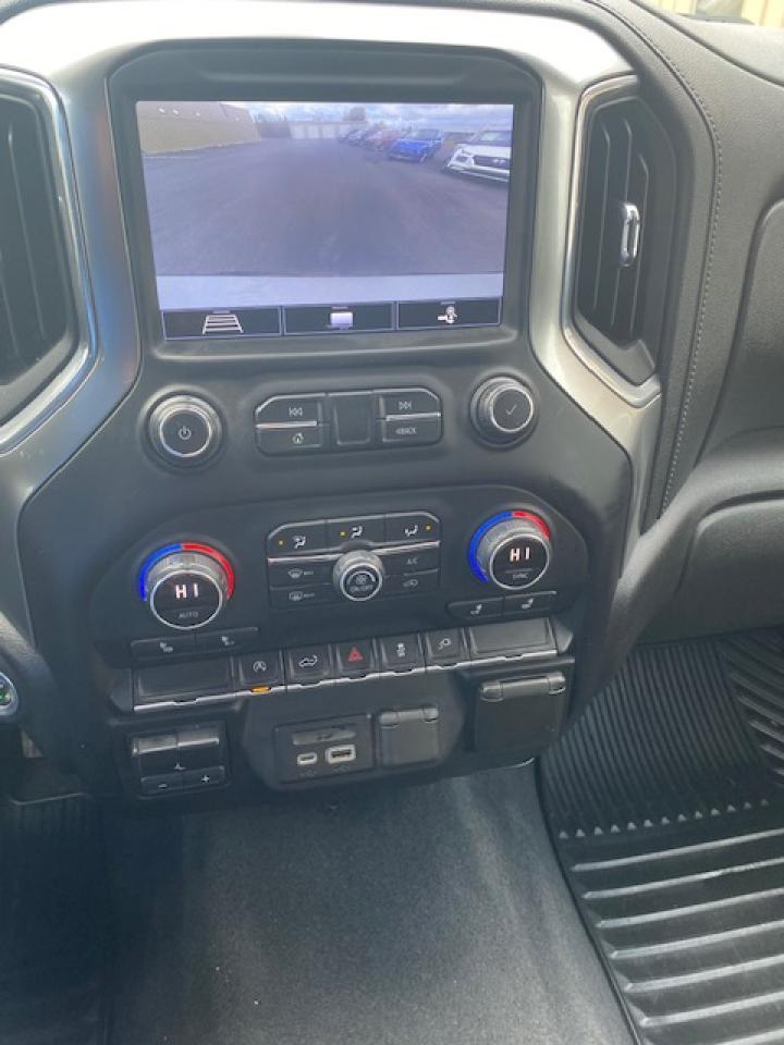 2020 Chevrolet Silverado 1500 4WD Crew Cab 157" LT - Photo #11