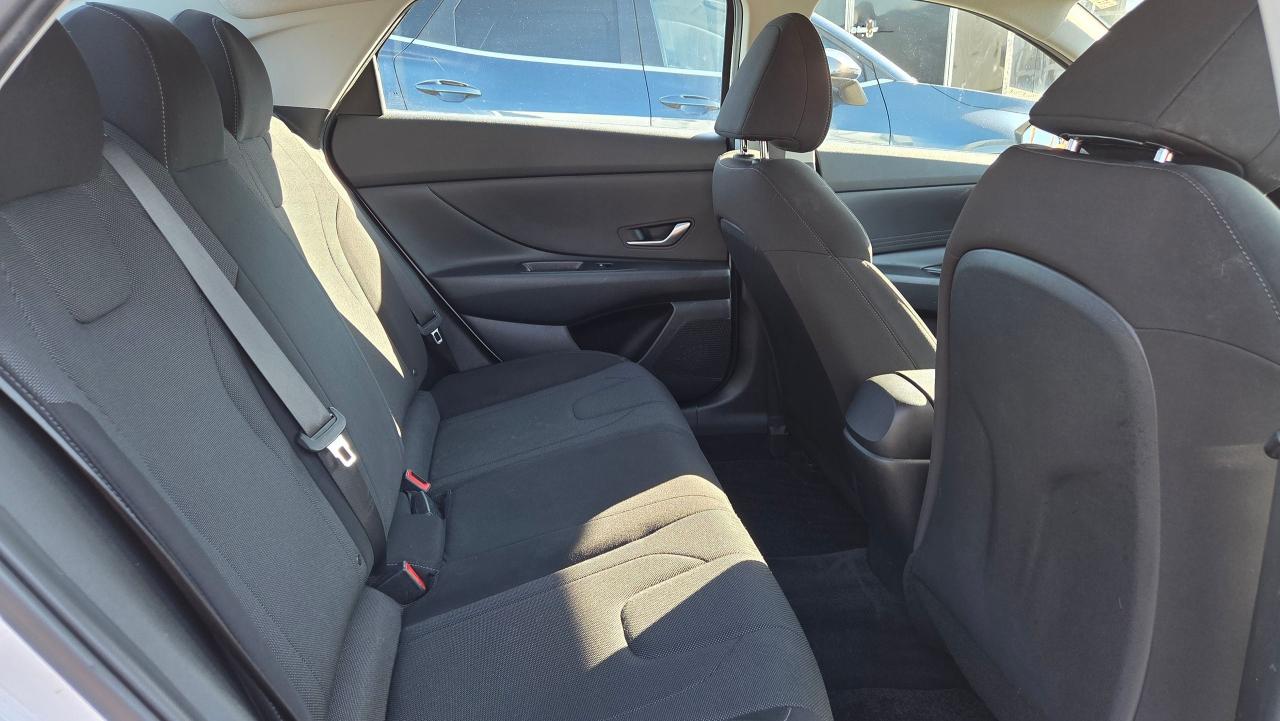 2023 Hyundai Elantra Essential - Photo #11