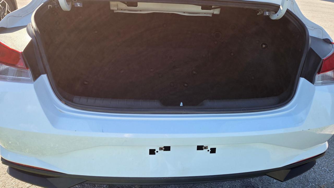 2023 Hyundai Elantra Essential - Photo #22