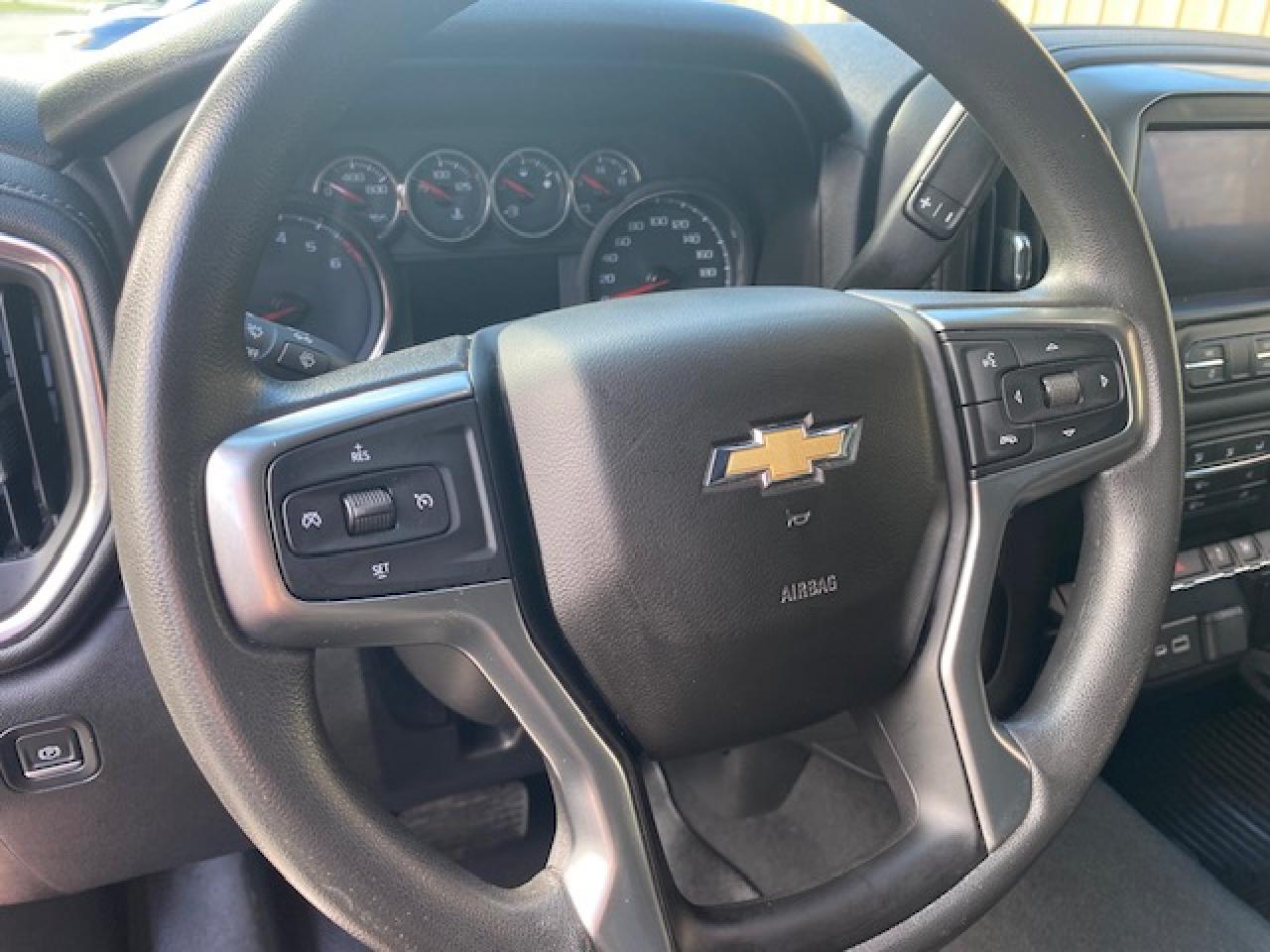 2019 Chevrolet Silverado 1500 4WD Double Cab 147" LT - Photo #9