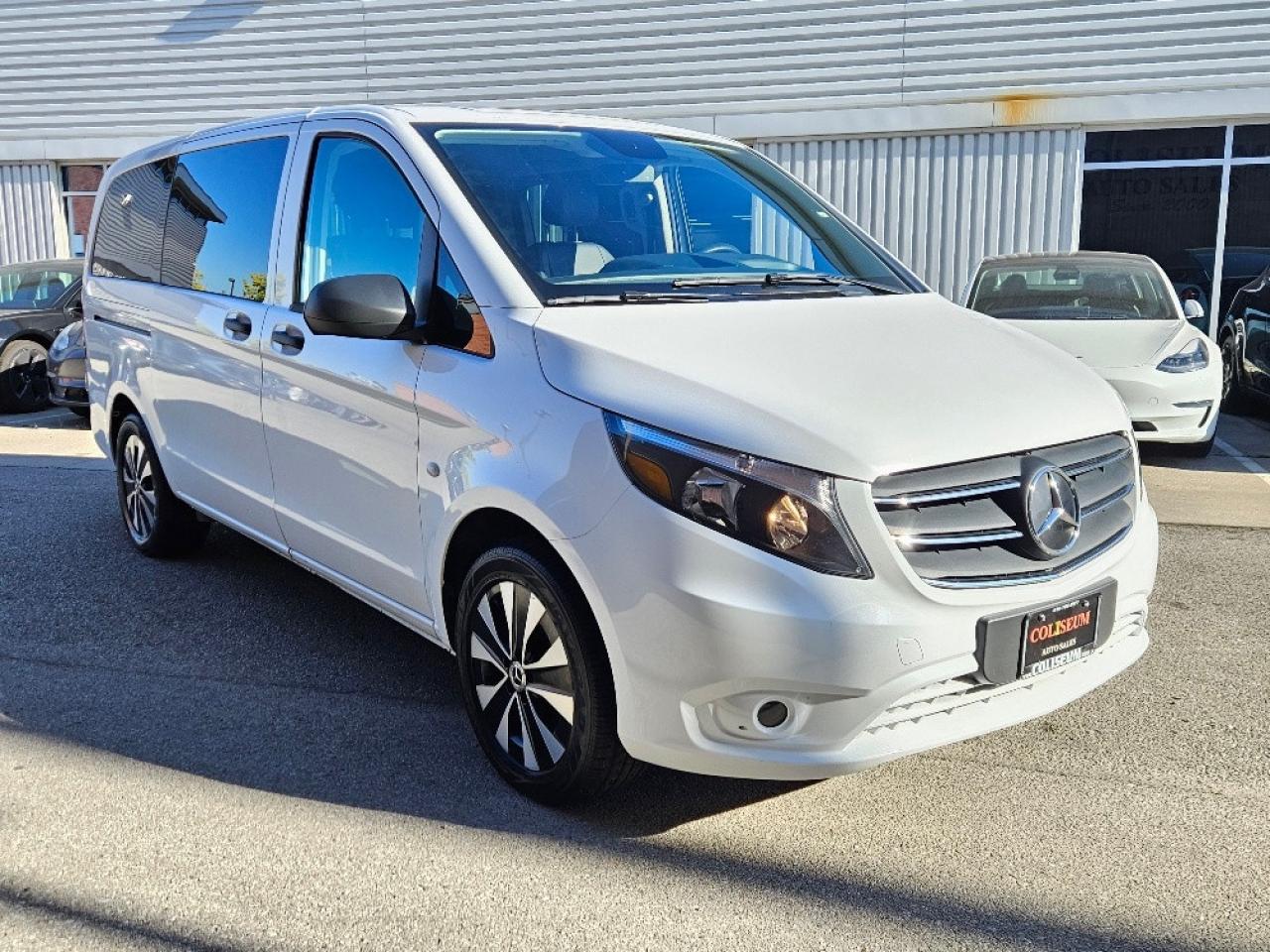 2022 Mercedes-Benz Metris Passenger LEATHER-8 PASSENGER-CERTIFIED Photo
