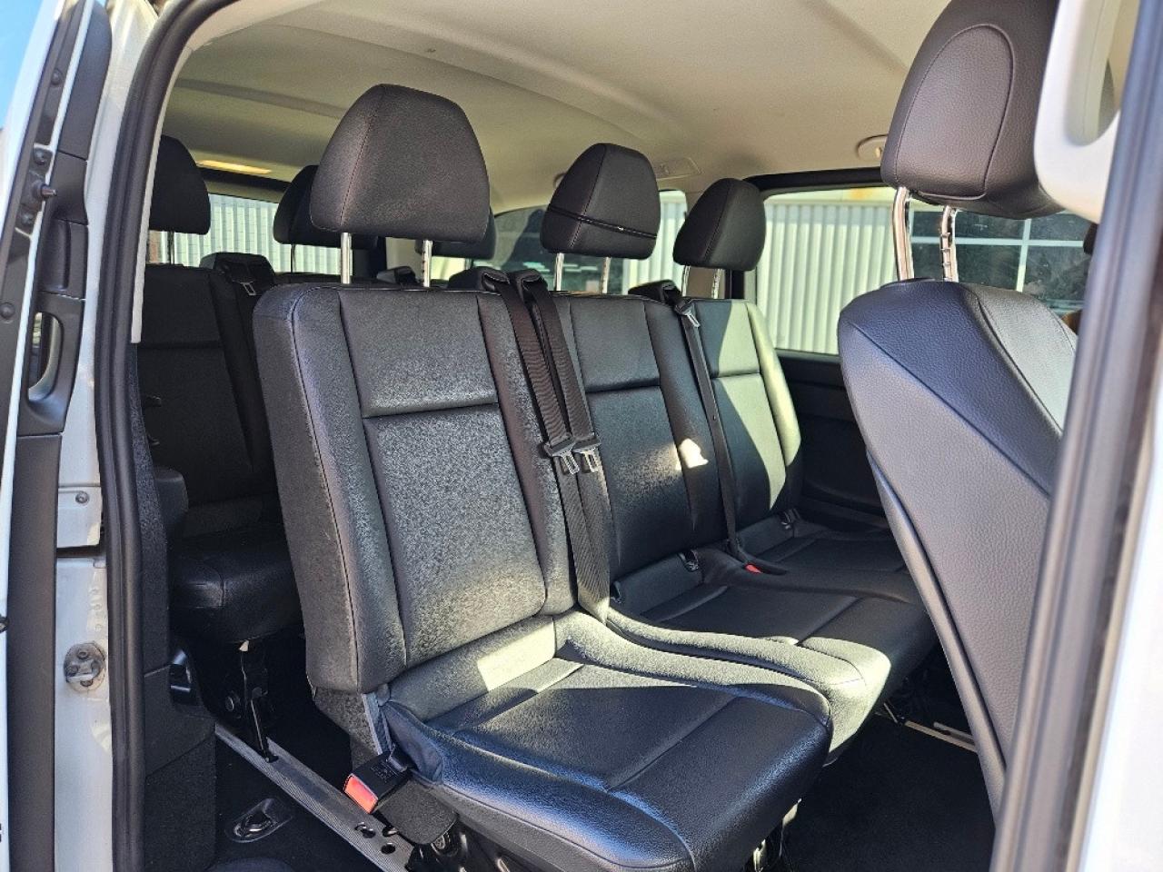 2022 Mercedes-Benz Metris Passenger LEATHER-8 PASSENGER-CERTIFIED Photo