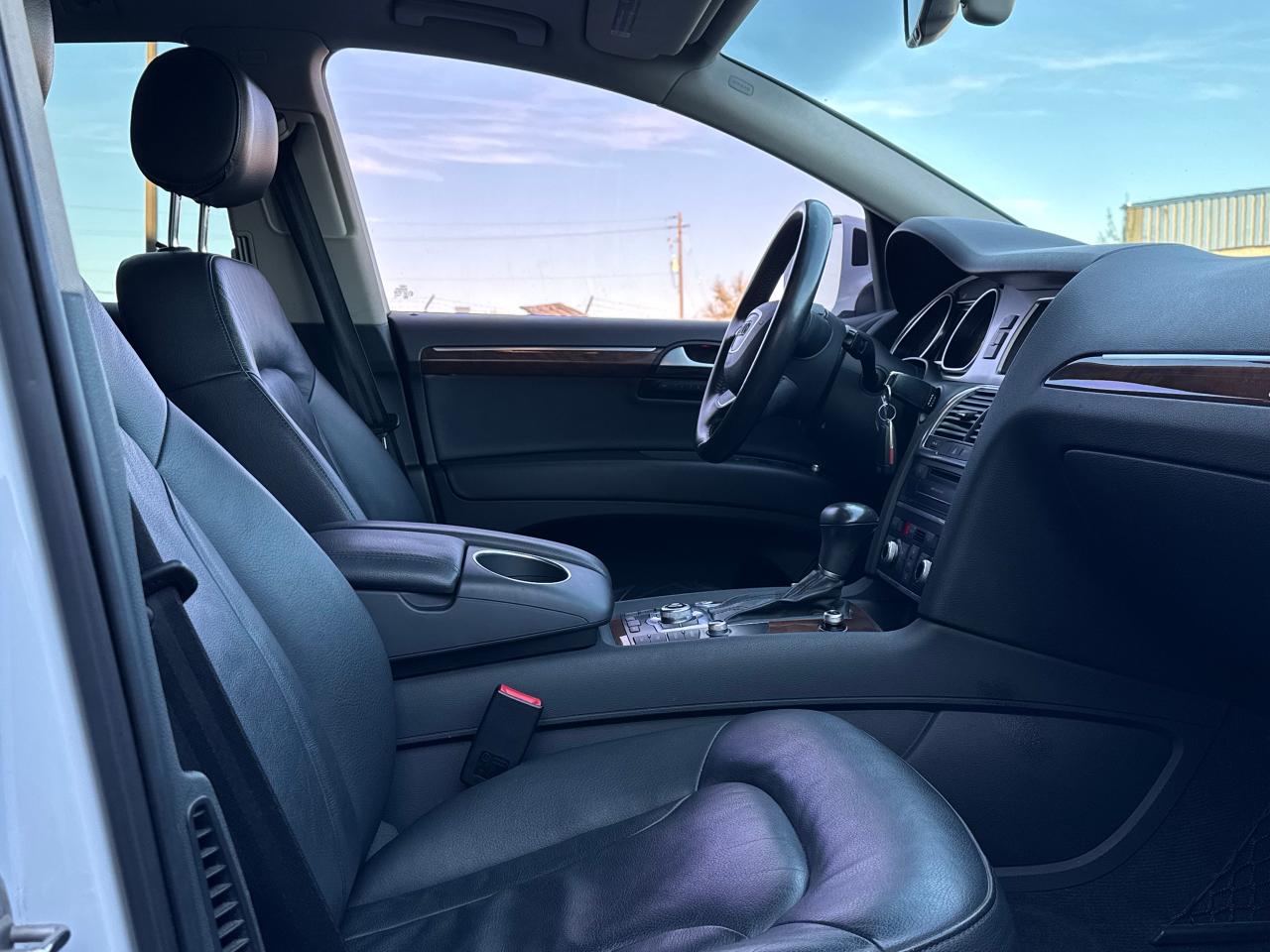 2012 Audi Q7 3.0L Premium **7 SEATER** - Photo #33