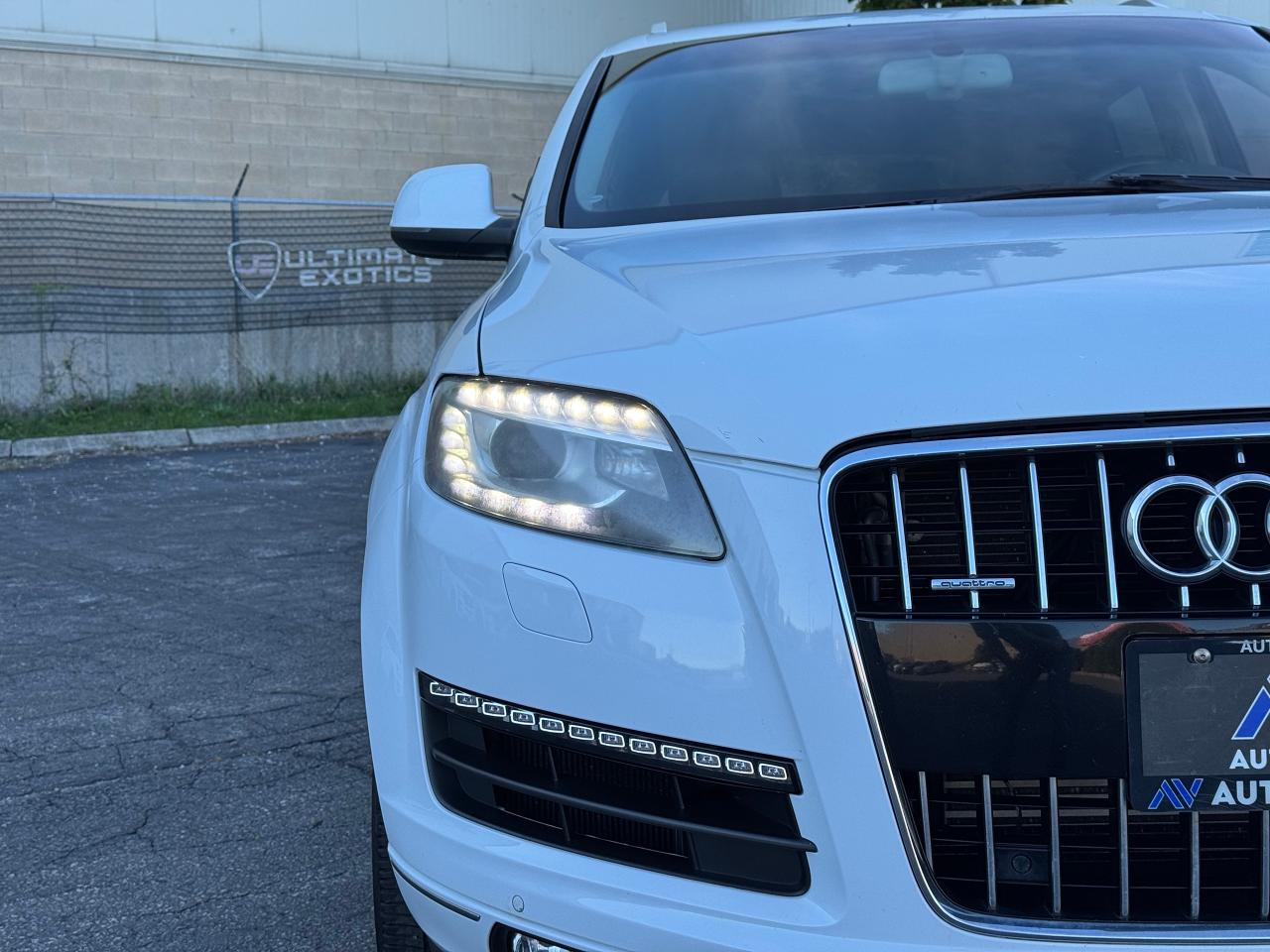 2012 Audi Q7 3.0L Premium **7 SEATER** - Photo #11