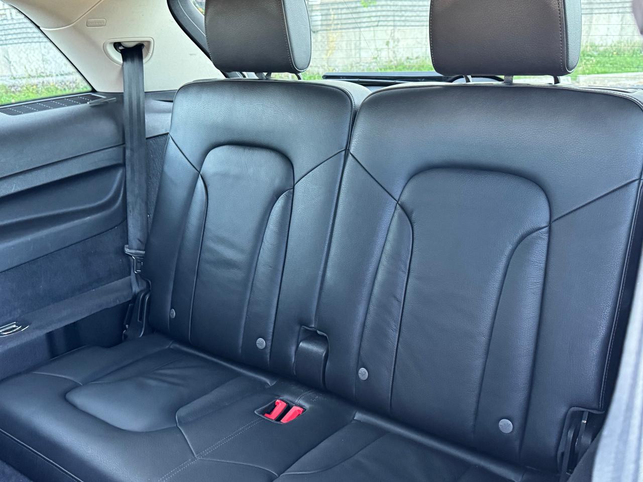 2012 Audi Q7 3.0L Premium **7 SEATER** - Photo #31