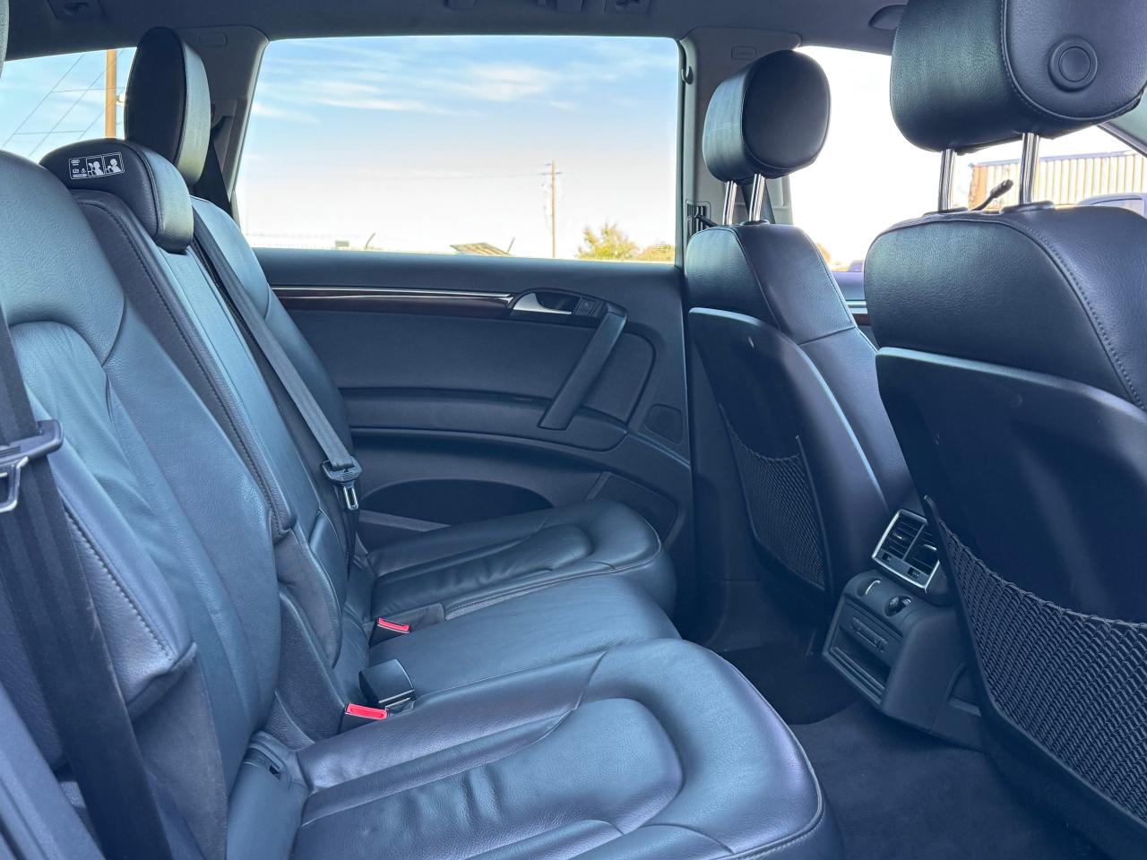 2012 Audi Q7 3.0L Premium **7 SEATER** - Photo #32