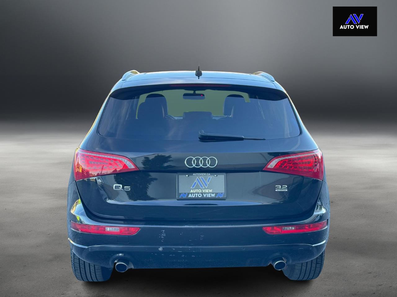 2012 Audi Q5 Premium 3.2L **HEATED FRONT SEATS** - Photo #6