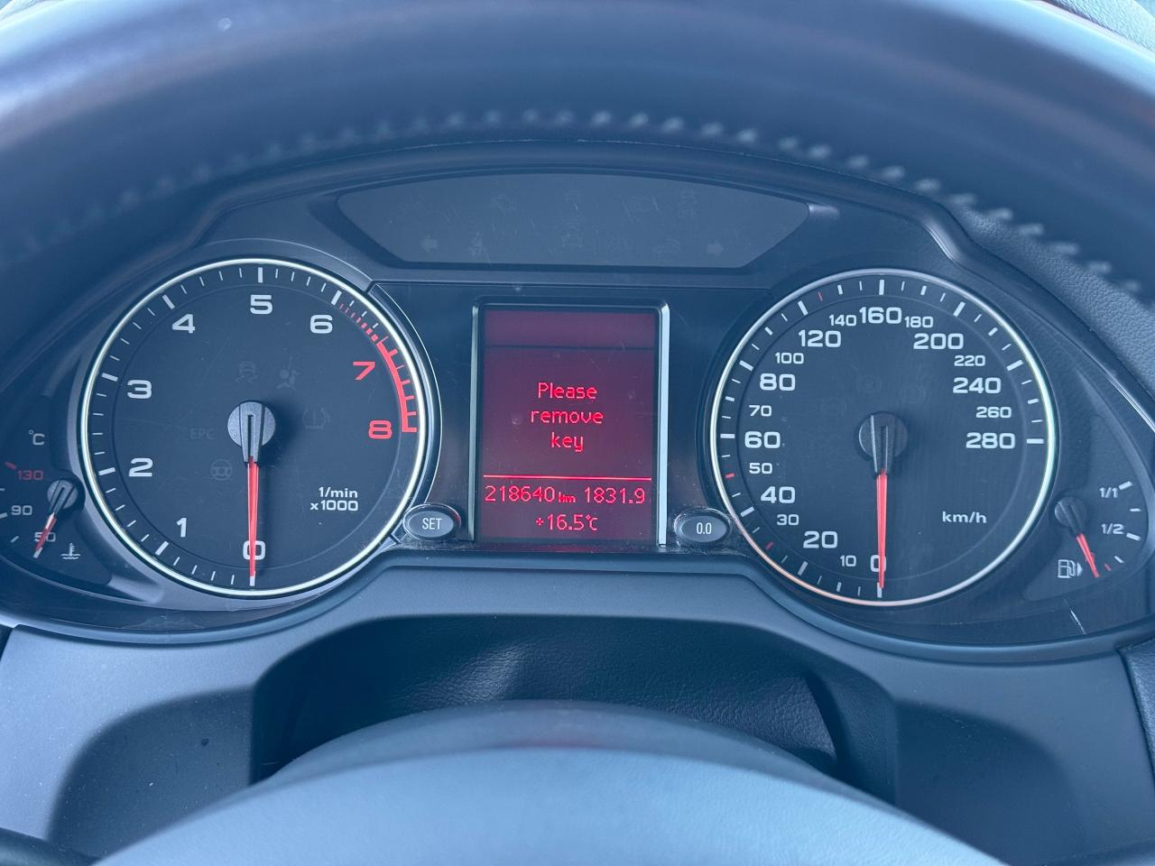 2012 Audi Q5 Premium 3.2L **HEATED FRONT SEATS** - Photo #20