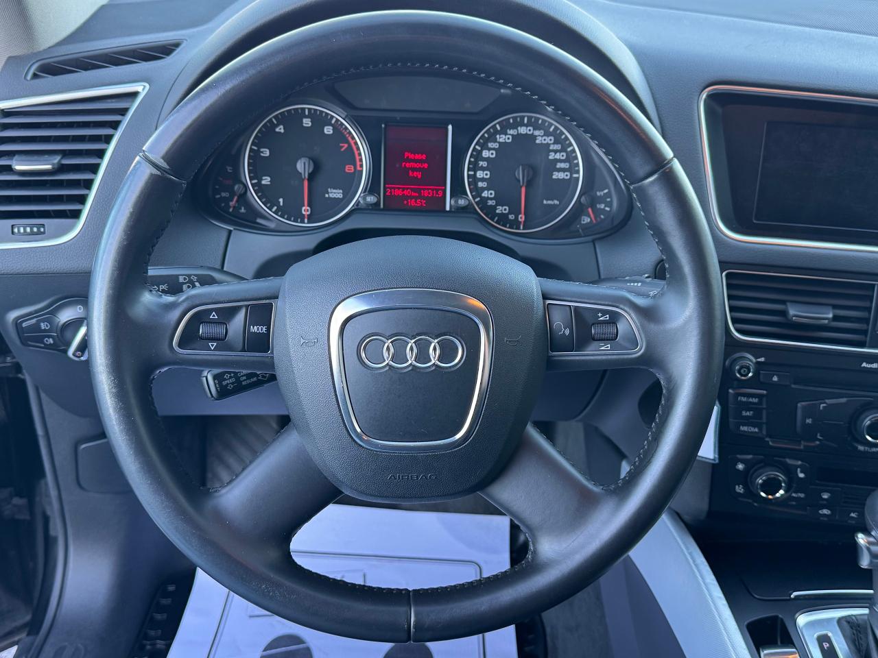 2012 Audi Q5 Premium 3.2L **HEATED FRONT SEATS** - Photo #17