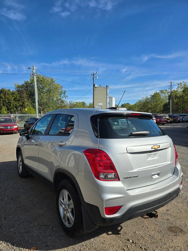 2018 Chevrolet Trax AWD 4dr LS - Photo #12