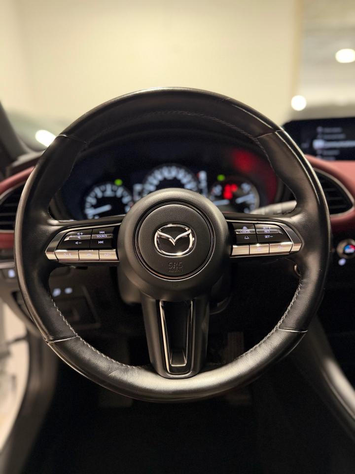 2021 Mazda MAZDA3 GT - Photo #10