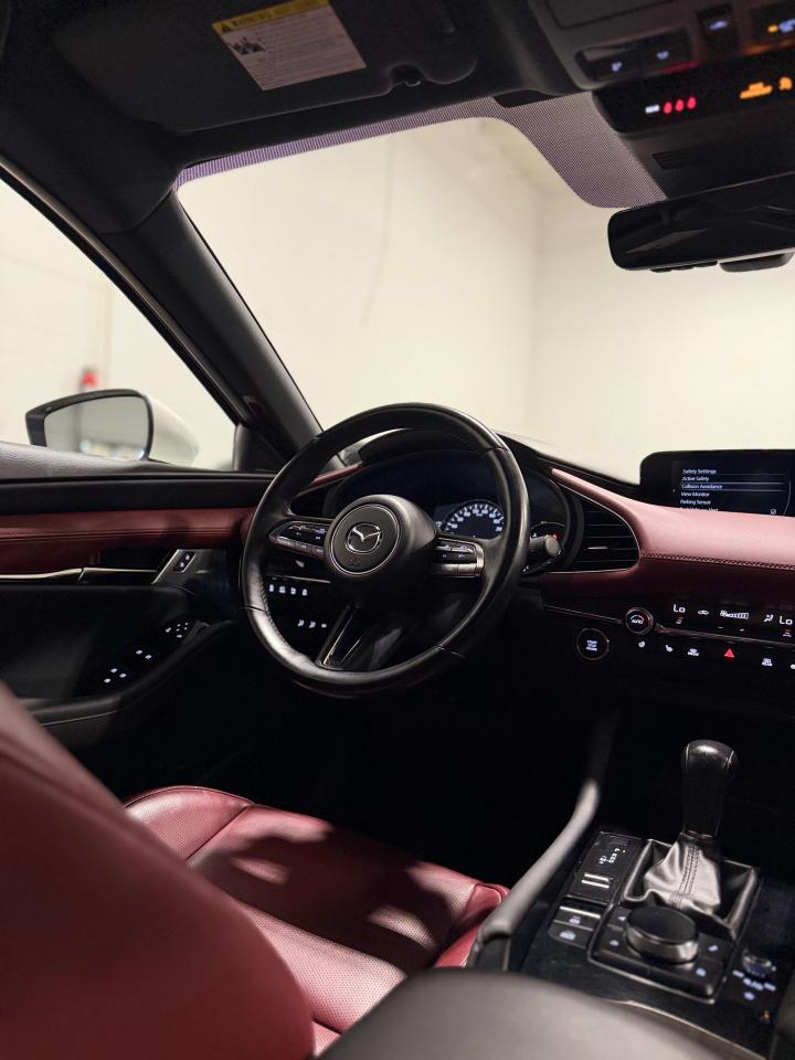 2021 Mazda MAZDA3 GT - Photo #23