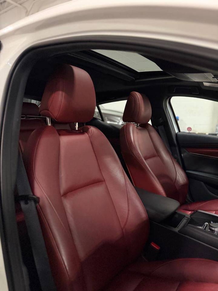 2021 Mazda MAZDA3 GT - Photo #24