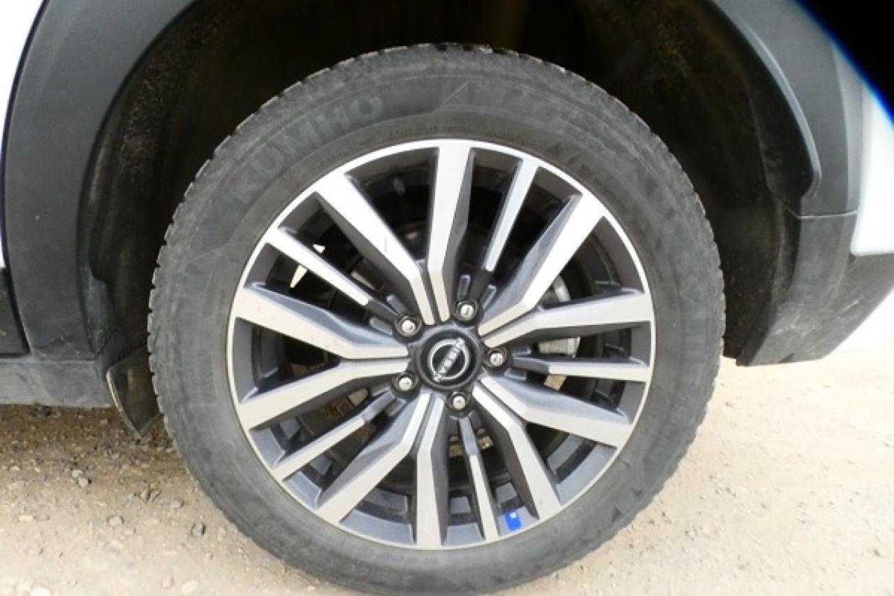 2024 Nissan Kicks SV FWD w/Htd cloth, BUC - Photo #17