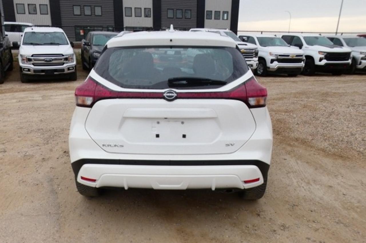 2024 Nissan Kicks SV FWD w/Htd cloth, BUC - Photo #7