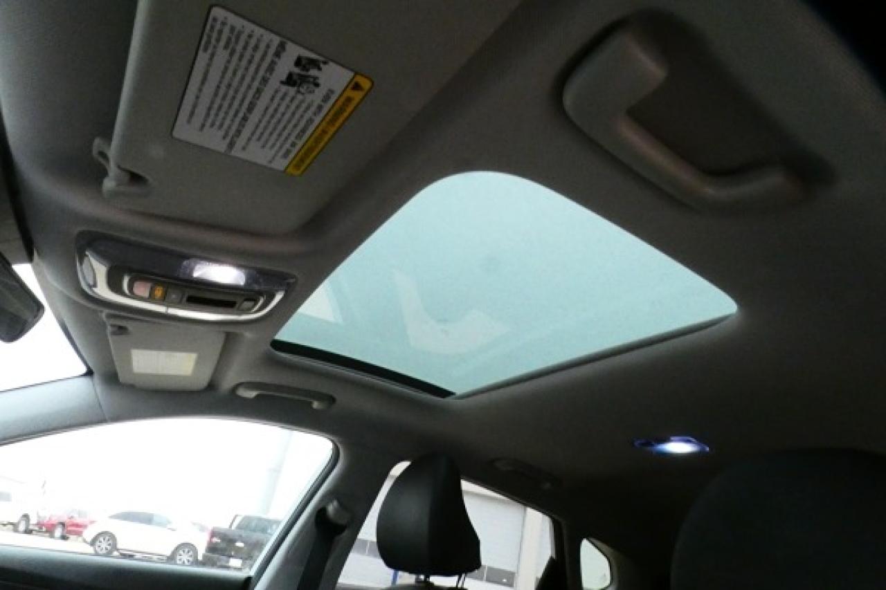 2024 Hyundai KONA Preferred w/Htd Leather, S/R, BUC - Photo #17