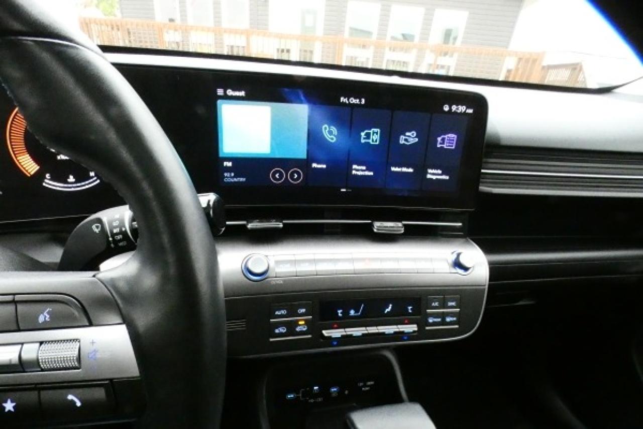 2024 Hyundai KONA Preferred w/Htd Leather, S/R, BUC - Photo #15