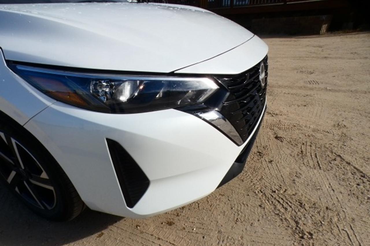 2024 Nissan Sentra SV w/Htd cloth, BUC - Photo #31