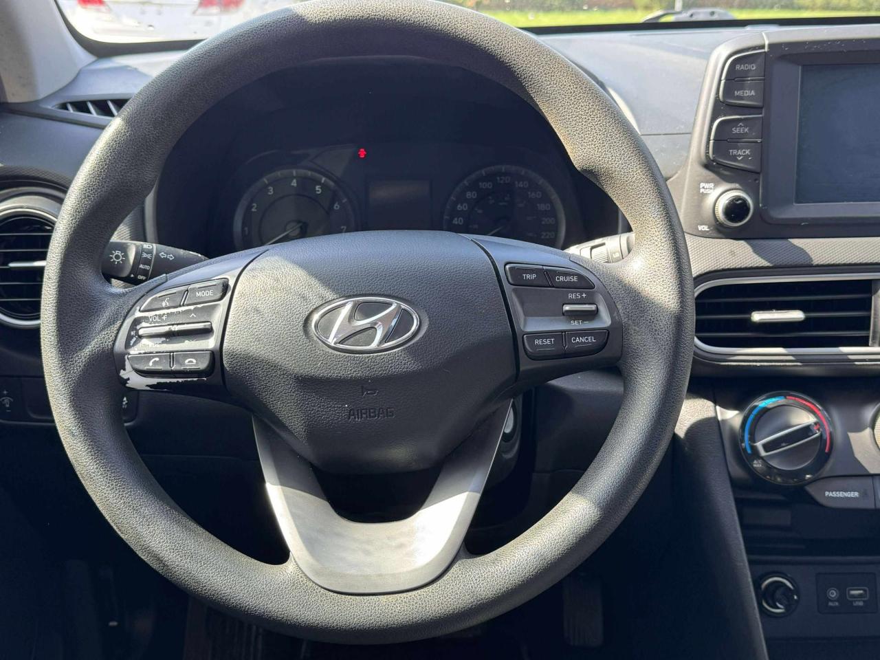 2018 Hyundai KONA 2.0L Essential AWD - Photo #14