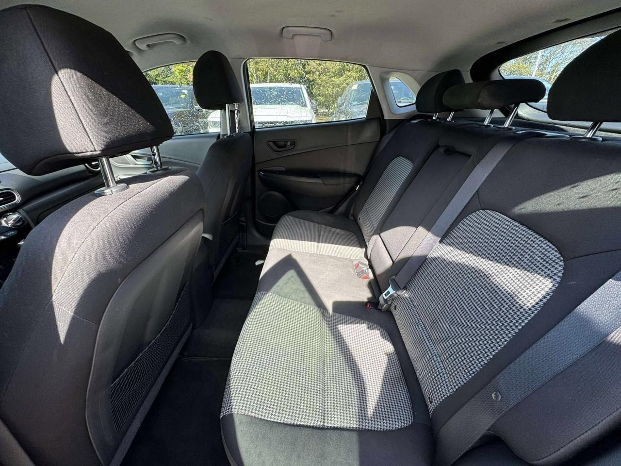 2018 Hyundai KONA 2.0L Essential AWD Photo